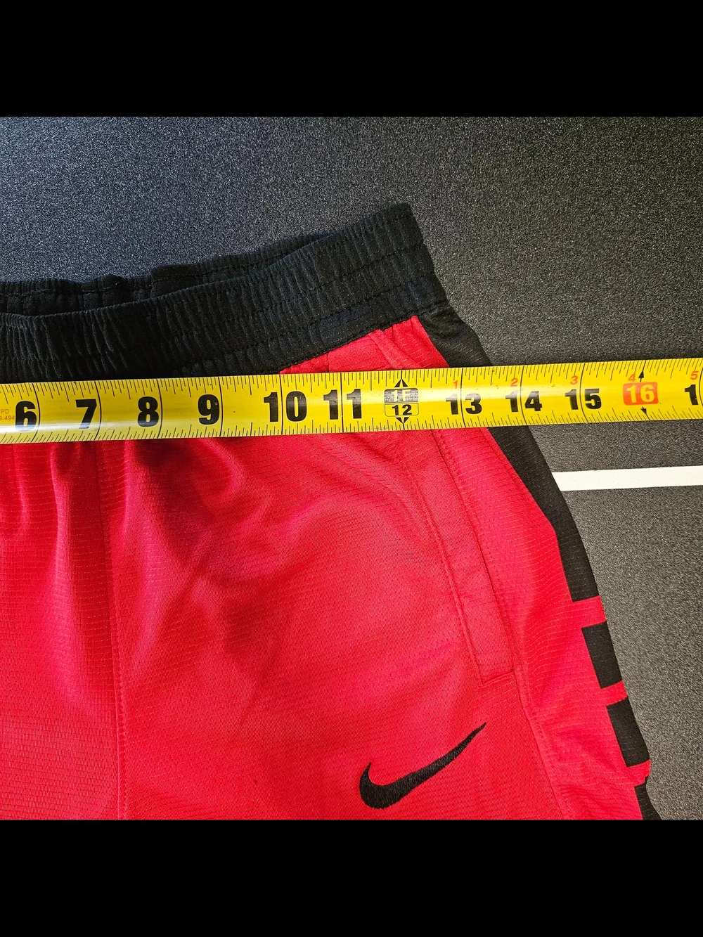 Nike Kids Large Gray Colorblock Athletic Basketball Shorts